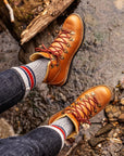 american trench - MERINO ACTIVITY CREW SOCK in Tan w/Navy & Rust